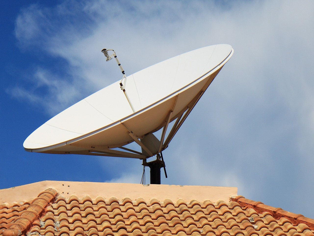 How to legally issue the right to install a satellite dish - consultant.net.ua
