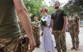 HOW MANY DAYS OF LEAVE ARE GRANTED TO MILITARY PERSONNEL DURING MARRIAGE OR CHILDBIRTH - consultant.net.ua