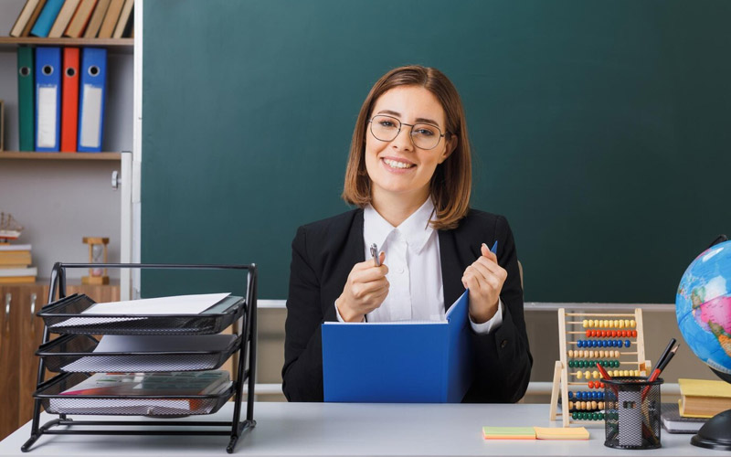 Total or annual professional development for teacher certification? - consultant.net.ua