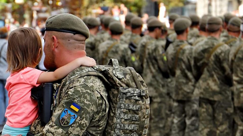 МАКСИМ_ Will a serviceman be dismissed from military service if he has a third child? - consultant.net.ua