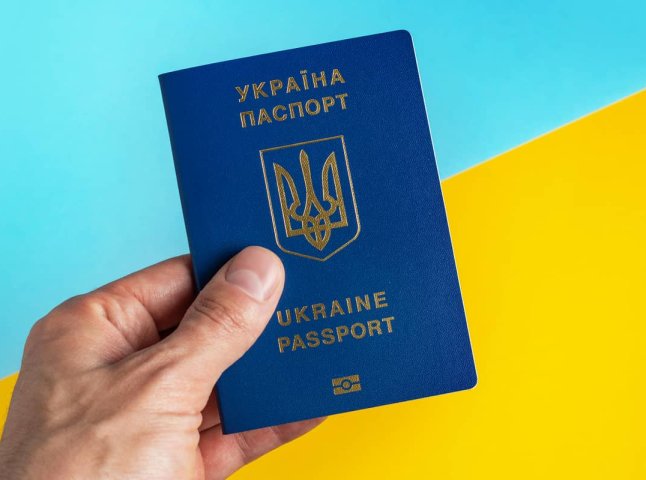 Виїзд українців за кордон: озвучено попередження через перевірки на кордоні - consultant.net.ua