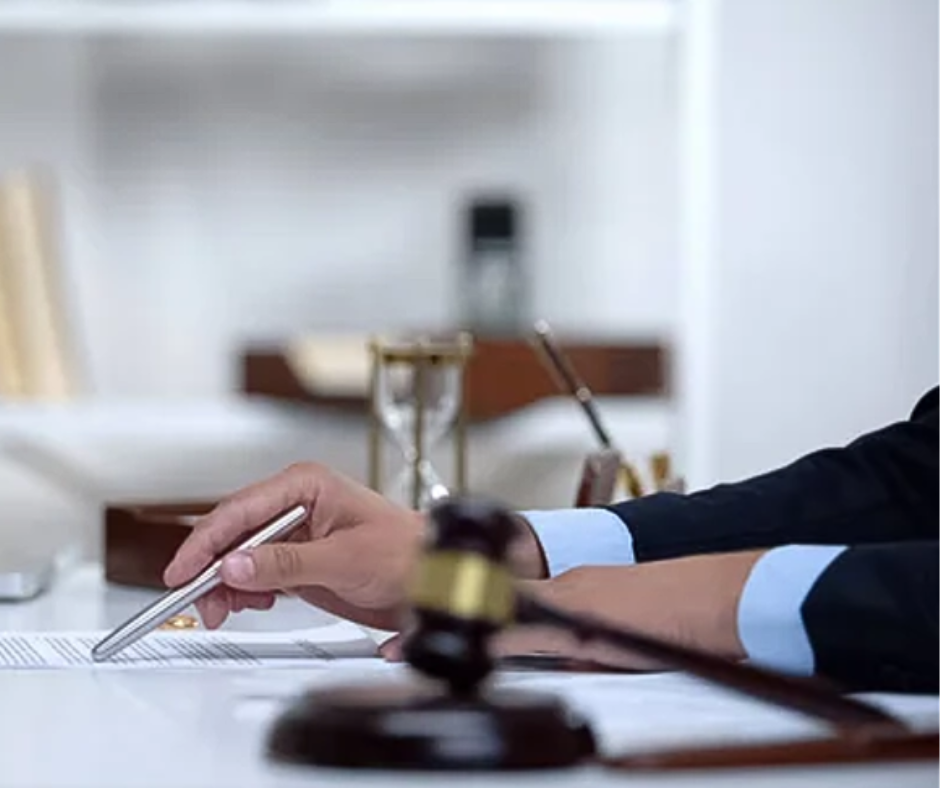 Protection of a single mother's rights: termination of parental rights of a Russian citizen and recovery of child support - consultant.net.ua