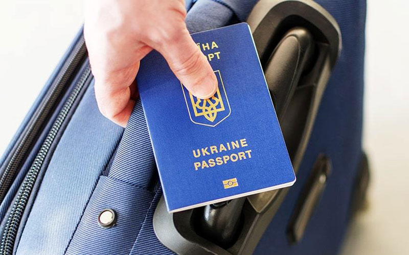 Про закордонні відрядження заброньованих працівників - consultant.net.ua