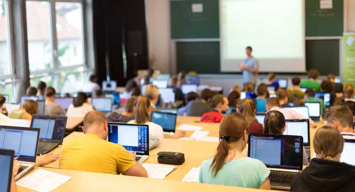 ДК How to get a work permit for students in the Czech Republic: restrictions and opportunities - consultant.net.ua